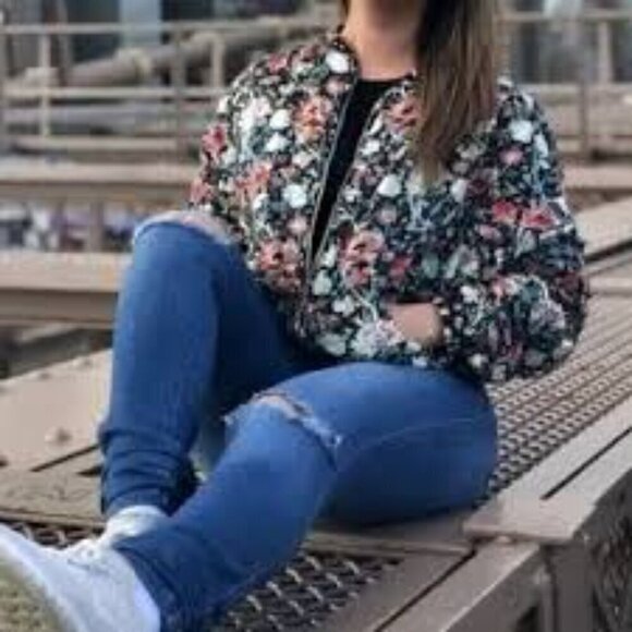 Zara Moody Tinsel Floral Quilted Bomber Jacket L - Picture 7 of 7